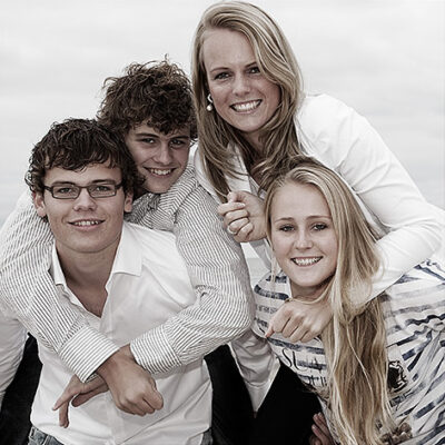 GALLERY_GROUP_PORTRAIT