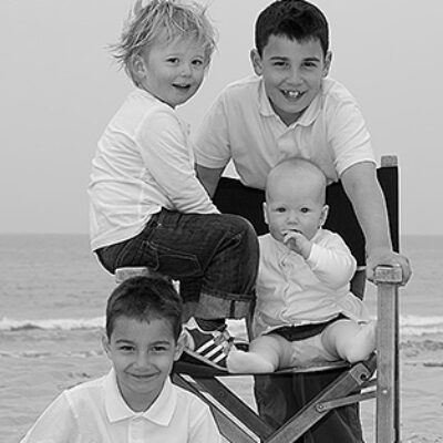 GALLERY_GROUP_PORTRAIT