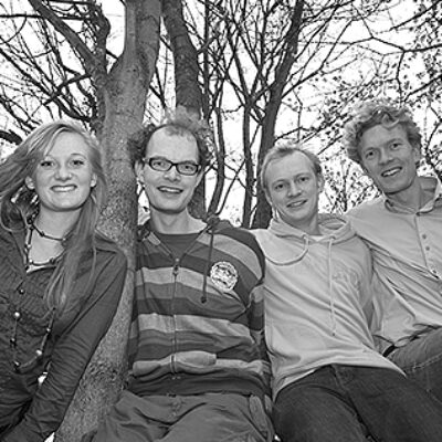 GALLERY_GROUP_PORTRAIT